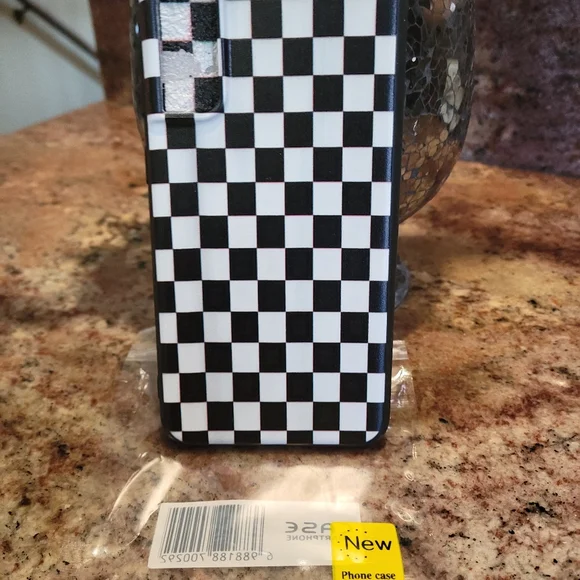 Brand New Checkered Phone Case S21 Samsung phone - Picture 2 of 2
